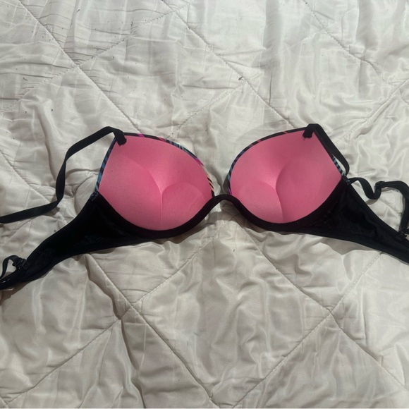 Victoria secret pink push-up bra - Picture 3 of 4